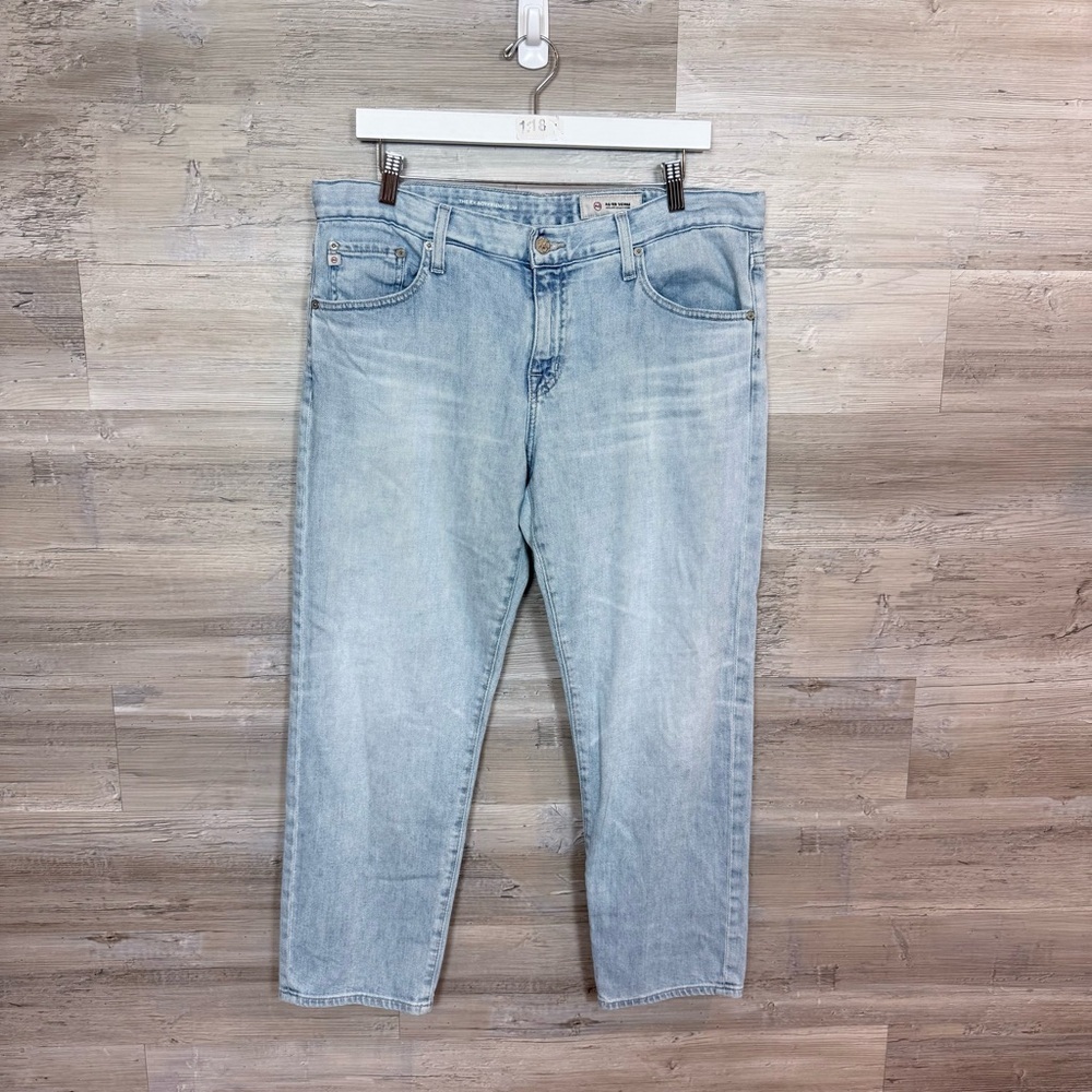 AG Adriano Goldschmied The Ex-Boyfriend Slim Jeans Light Wash Size 32R